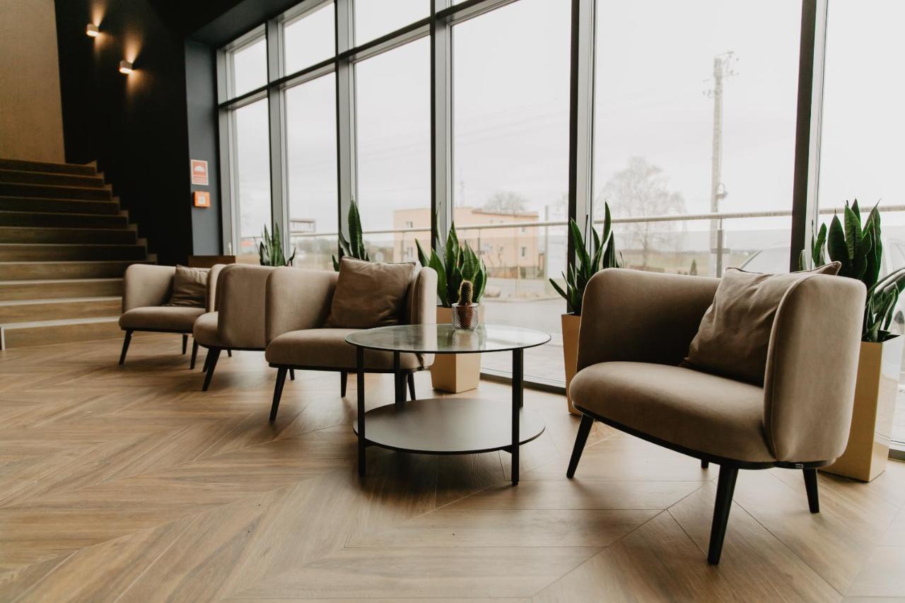 Molto Bene Hotel & Restaurant Skorcz Екстер'єр фото