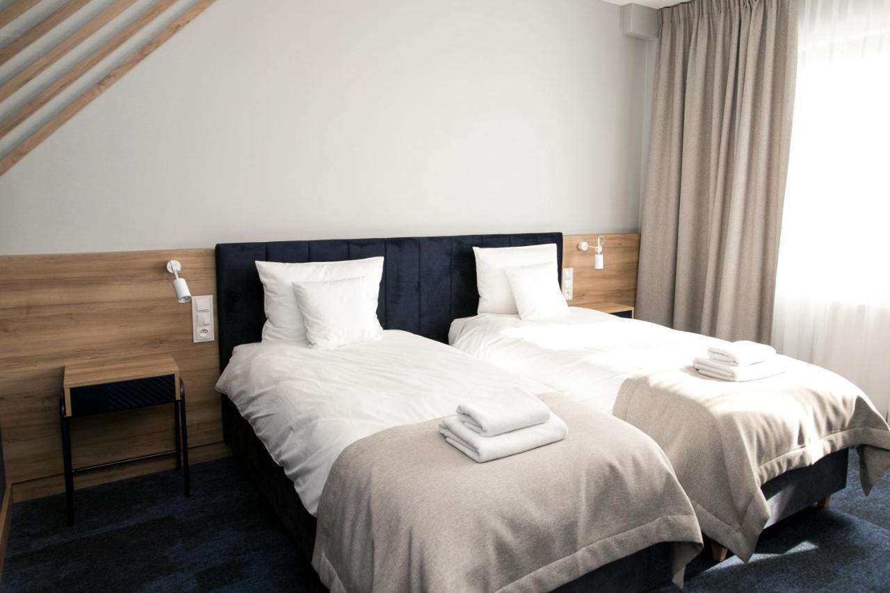 Molto Bene Hotel & Restaurant Skorcz Екстер'єр фото