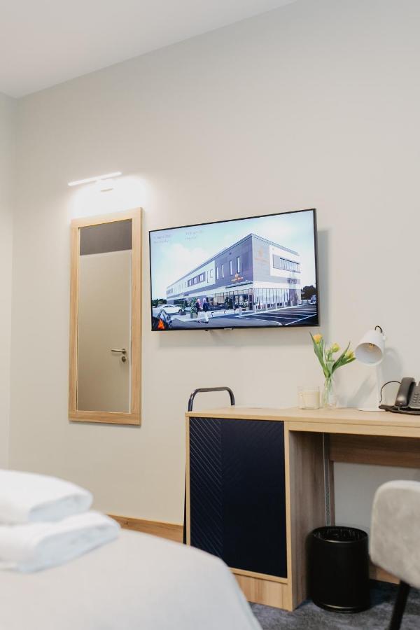 Molto Bene Hotel & Restaurant Skorcz Екстер'єр фото
