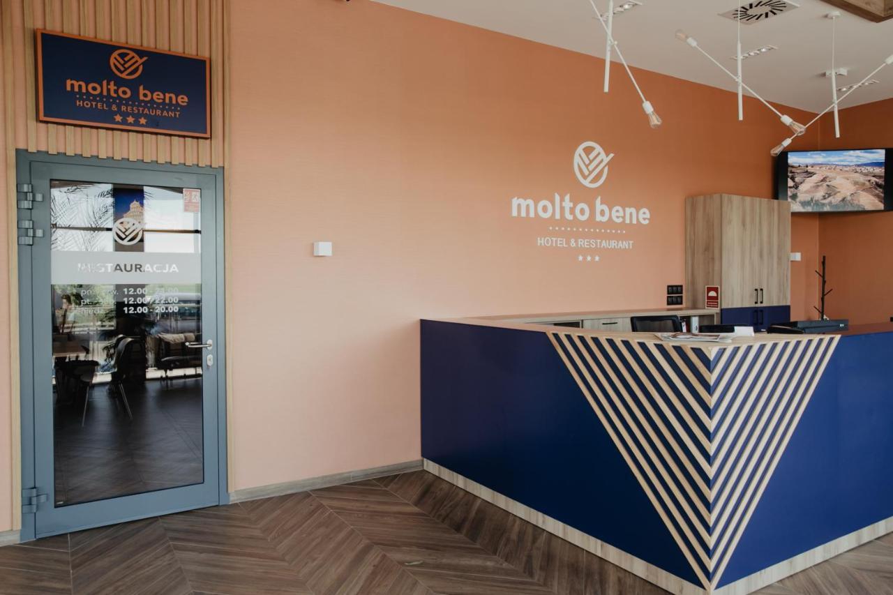 Molto Bene Hotel & Restaurant Skorcz Екстер'єр фото